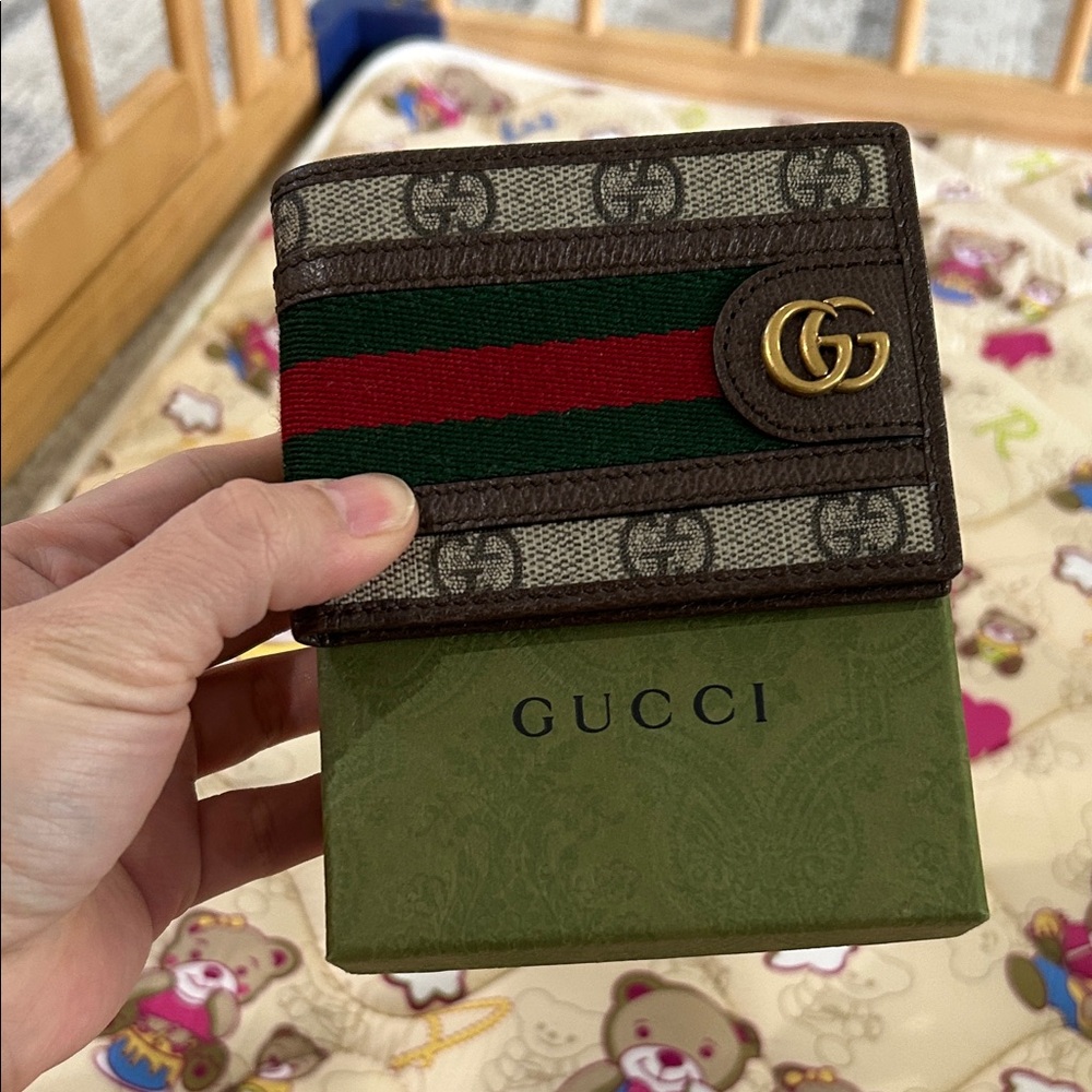 Gucci Brown GG Supreme Card Holder with Green and Red Web Stripe & Gold GG